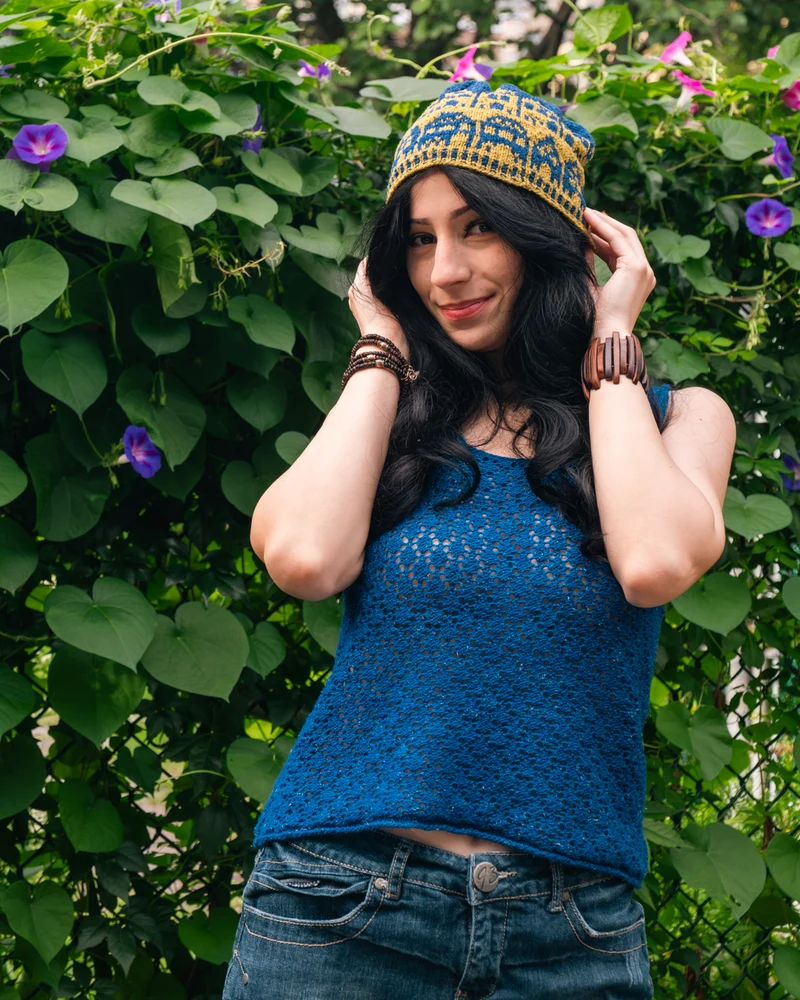 Les Gens de la Ville Hat - FREE Knitting pattern and Optional kit