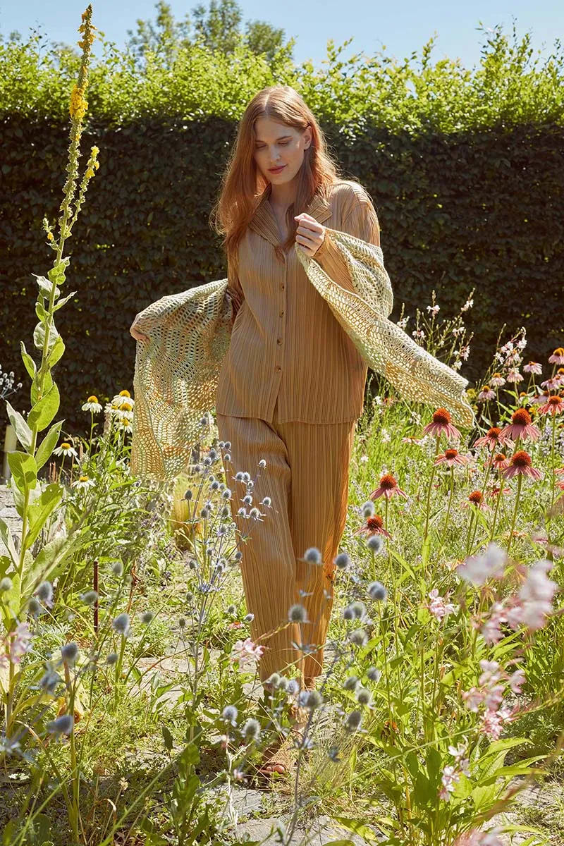 Lang Catalogue PUNTO 68 Lang - Secret Garden