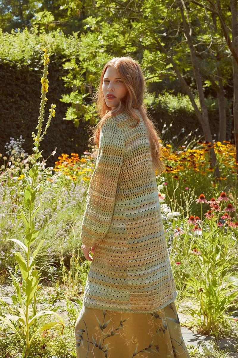 Lang Catalogue PUNTO 68 Lang - Secret Garden