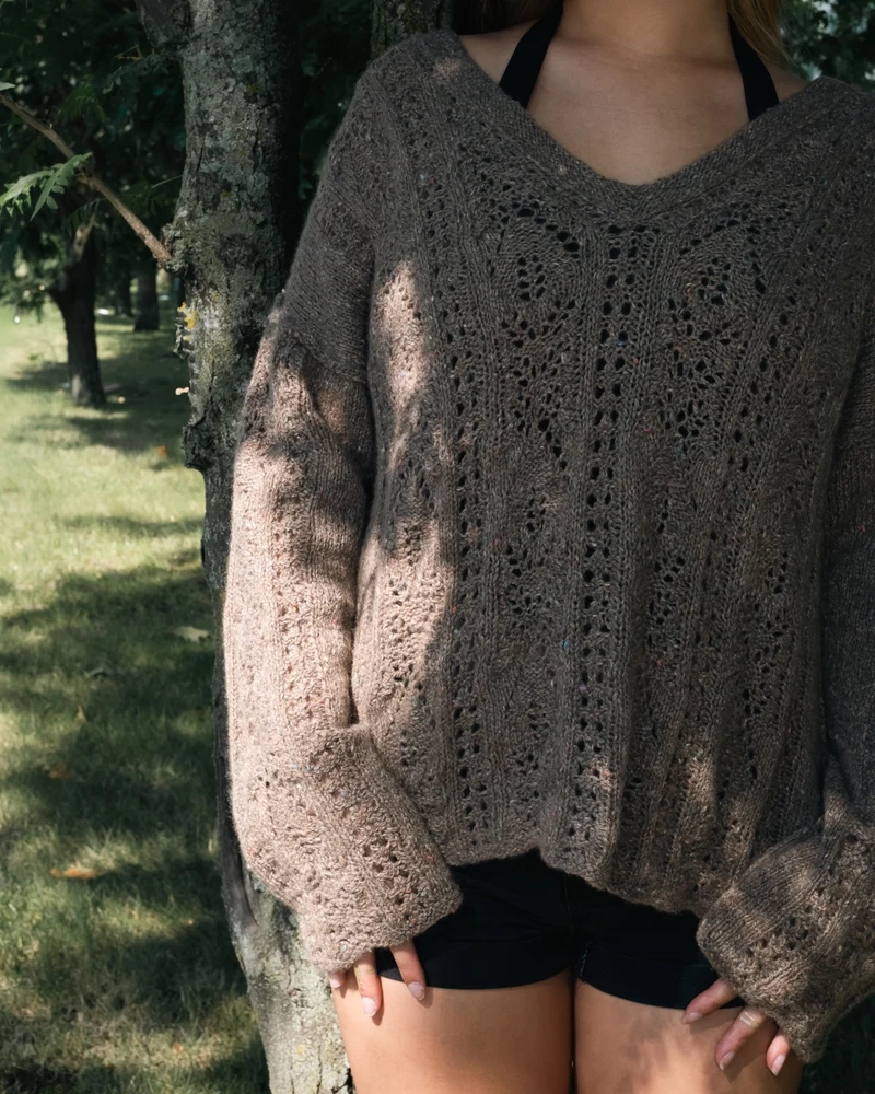Samantha Pullover | Knitting pattern and Optional kits