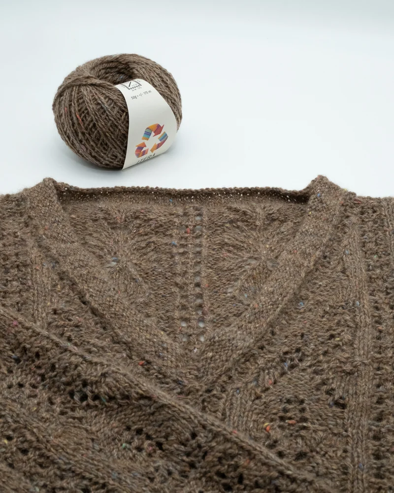 Samantha Pullover | Knitting pattern and Optional kits