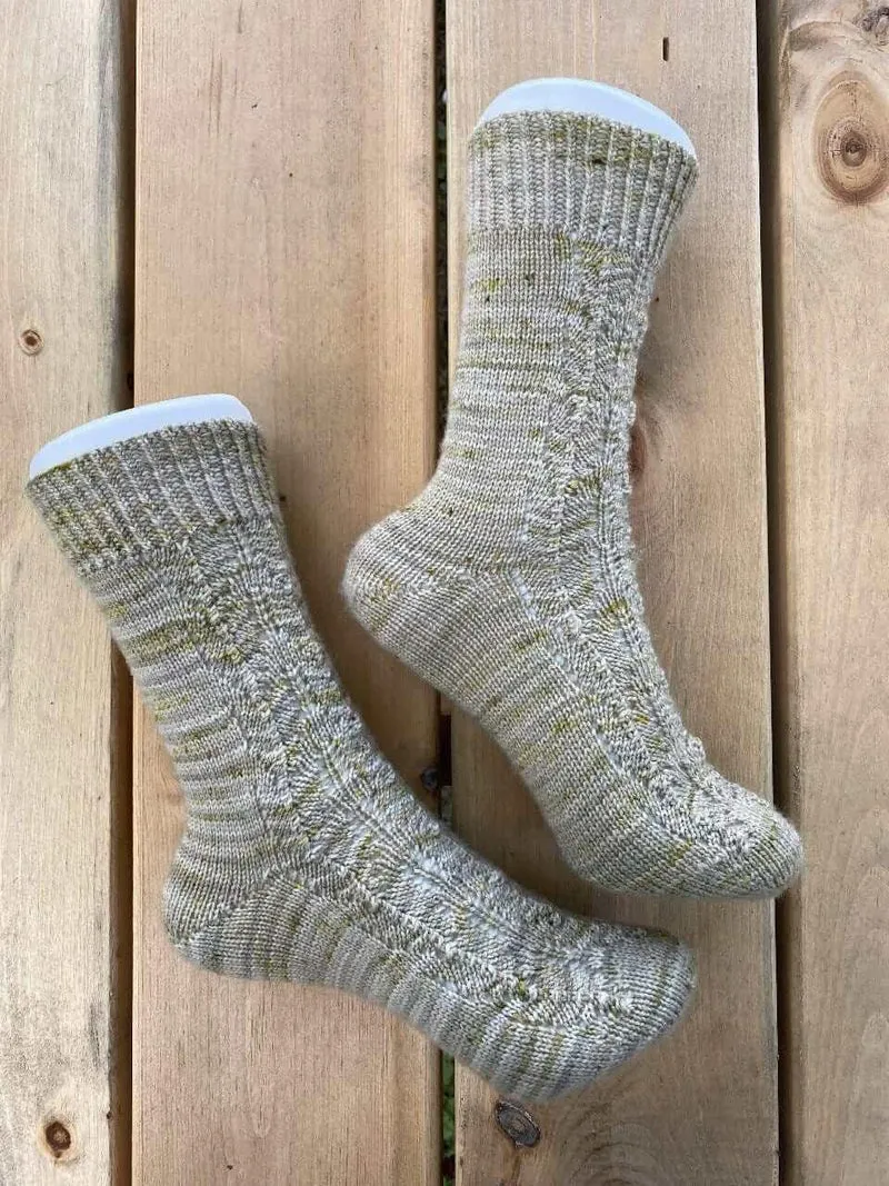WALRUS KISSES Socks - Knitting Pattern