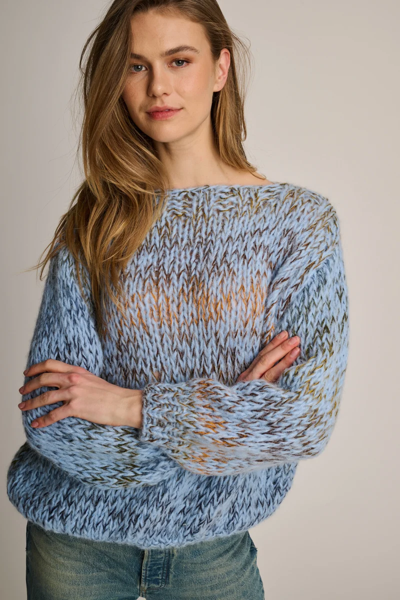 Amy Pullover Round Neck Pastel Blue Multi