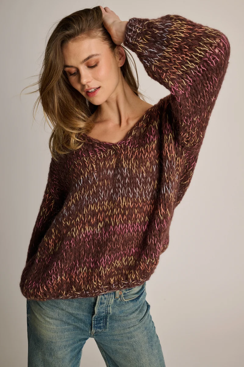 June Pullover V-Neck Chocolate Brown Multi