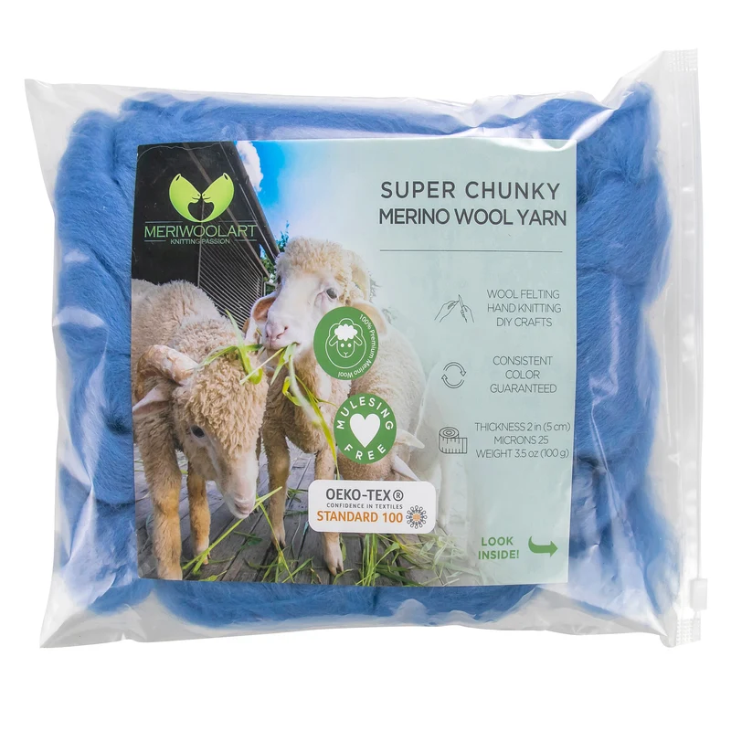 LIGHT BLUE SUPER CHUNKY MERINO WOOL 4-5 CM, 25 MICRONS
