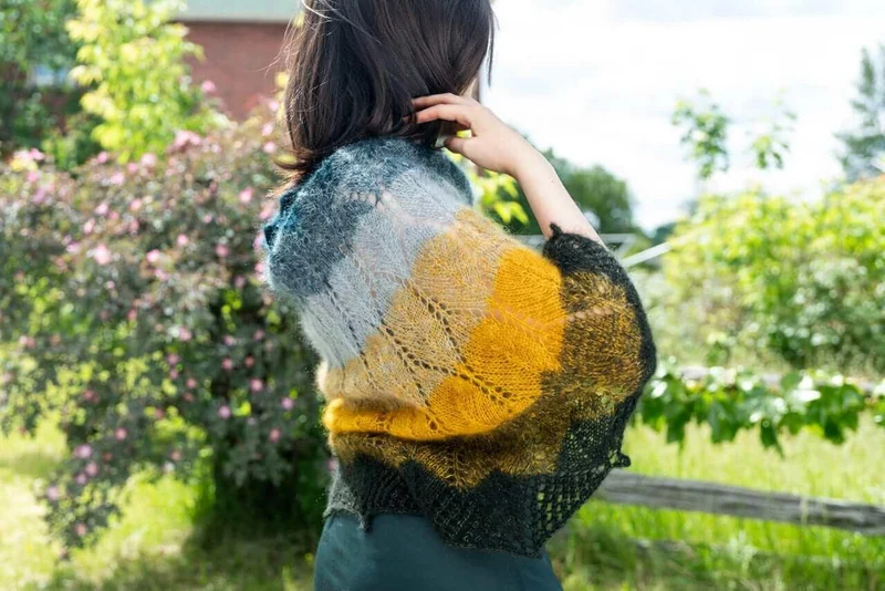 Défilé de Fées Poncho - Knitting pattern and Optional Kit