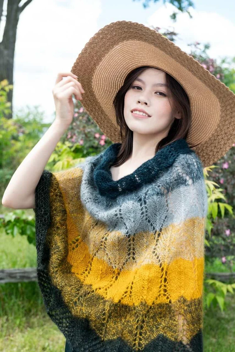 Défilé de Fées Poncho - Knitting pattern and Optional Kit