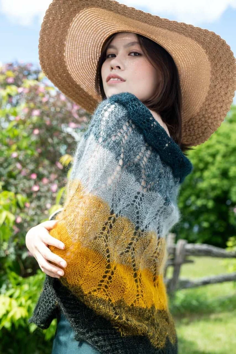 Défilé de Fées Poncho - Knitting pattern and Optional Kit