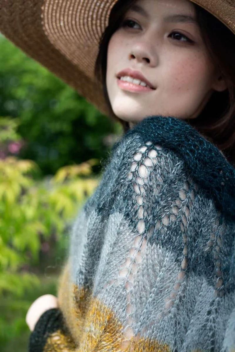 Défilé de Fées Poncho - Knitting pattern and Optional Kit