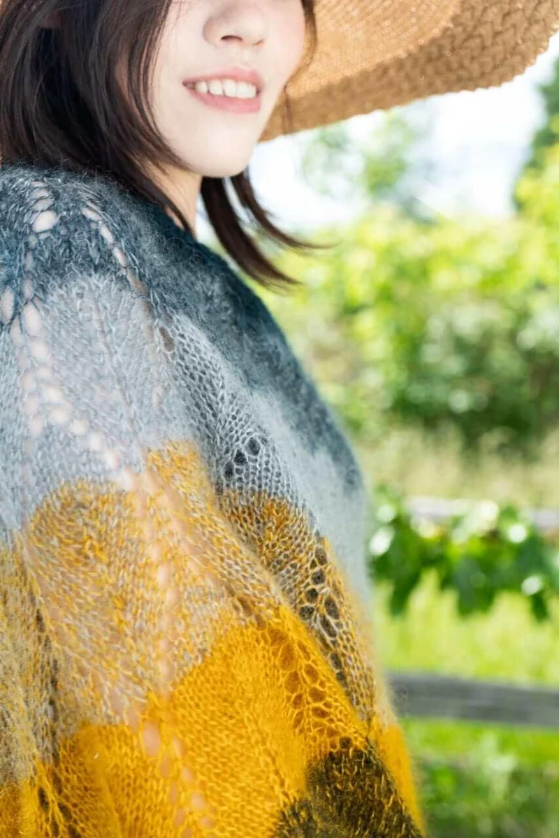 Défilé de Fées Poncho - Knitting pattern and Optional Kit
