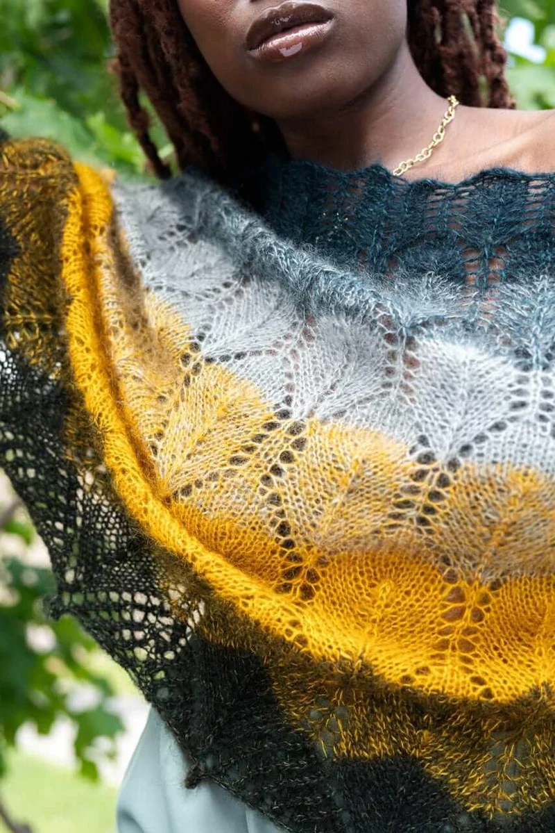 Défilé de Fées Poncho - Knitting pattern and Optional Kit