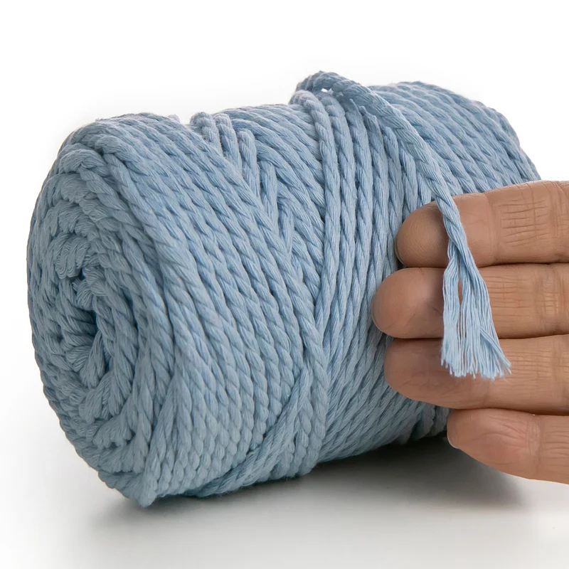 BABY BLUE MACRAMÉ ROPE 4 MM, 75 M