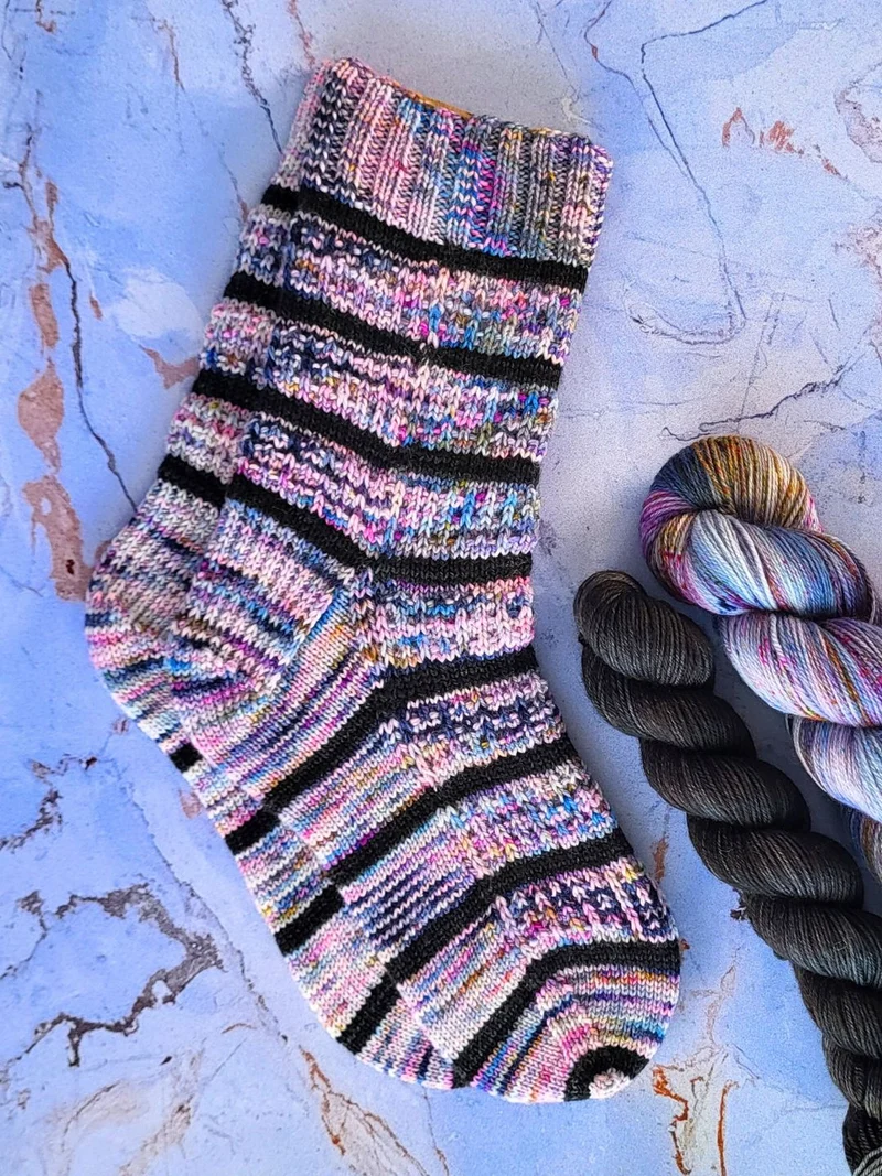 Le Plateau Socks - Knitting Kit
