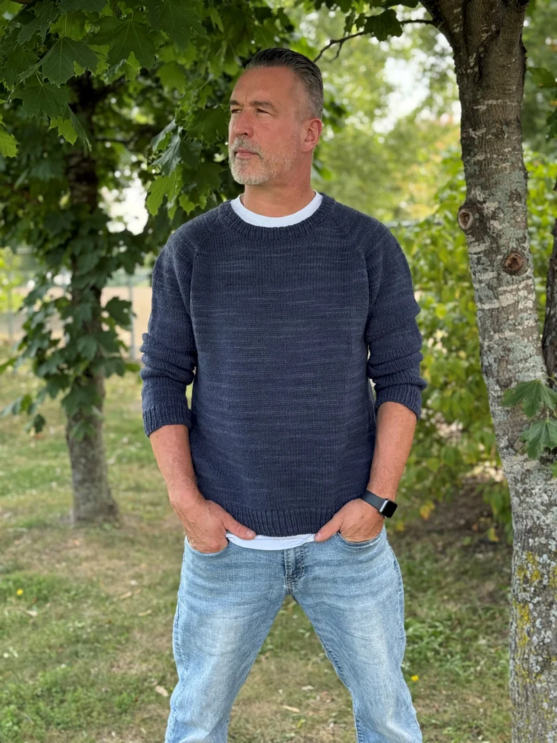Raglan pour Patrick Sweater - Knitting pattern and optional