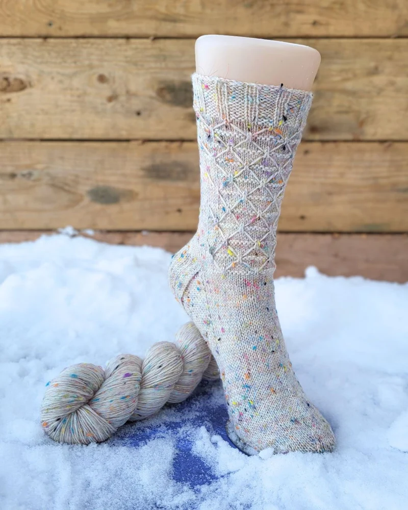 Flocon Socks - Knitting pattern and Optional kit