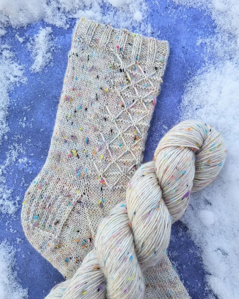 Flocon Socks - Knitting pattern and Optional kit