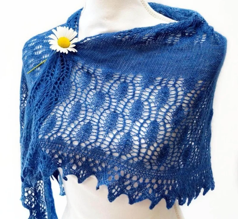 Novato Shawl | Knitting Pattern and Optional Kits