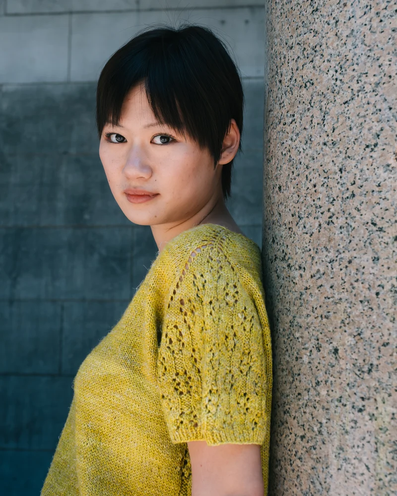 Gabrielle Short Sleeves Pullover - Knitting pattern and Optional kits