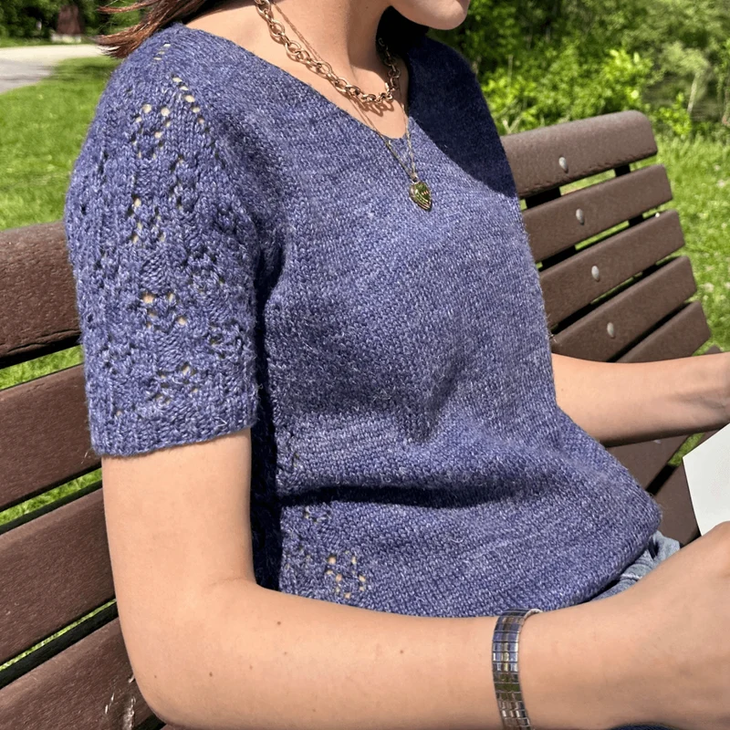 Gabrielle Short Sleeves Pullover - Knitting pattern and Optional kits