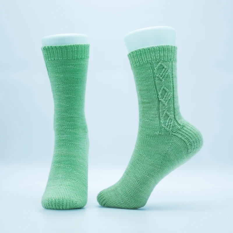 Poplar Bud Socks | Knitting Kit