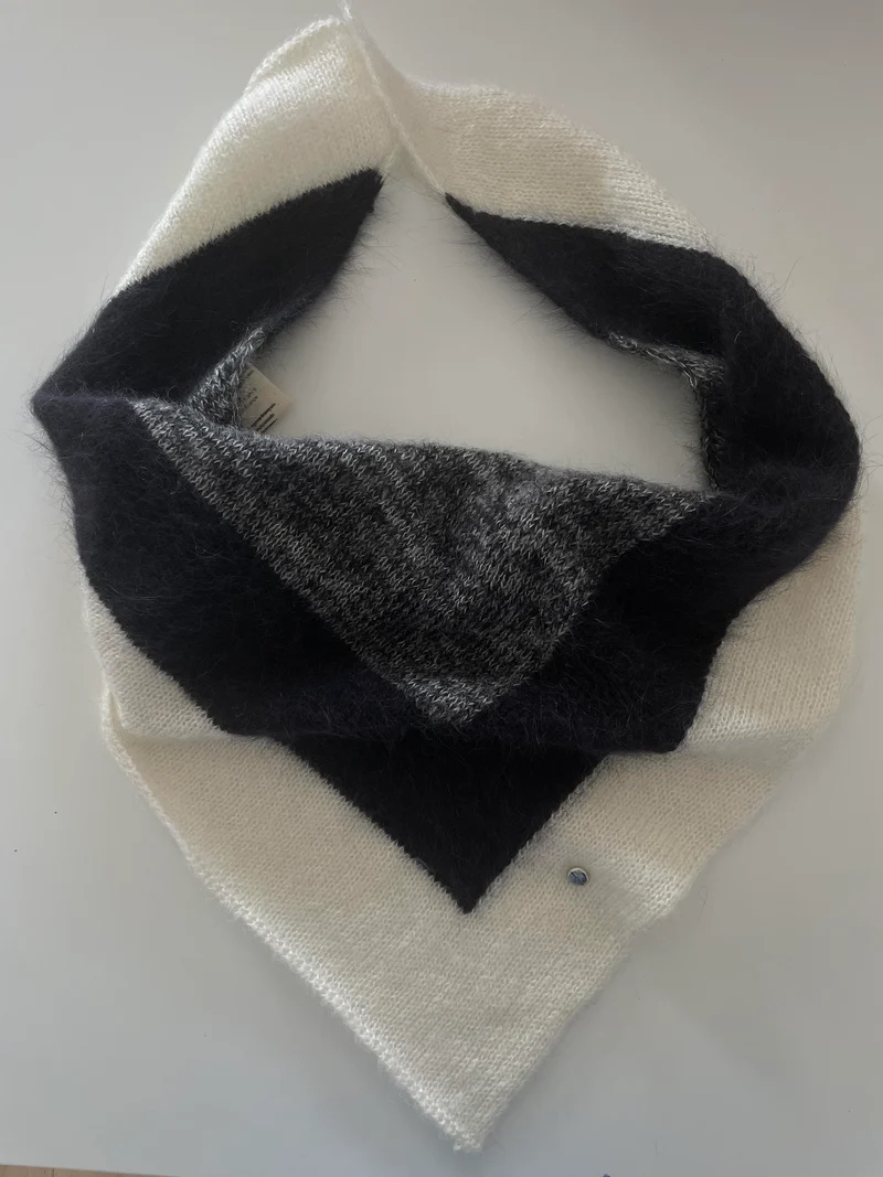 Le bandana à tricoter.