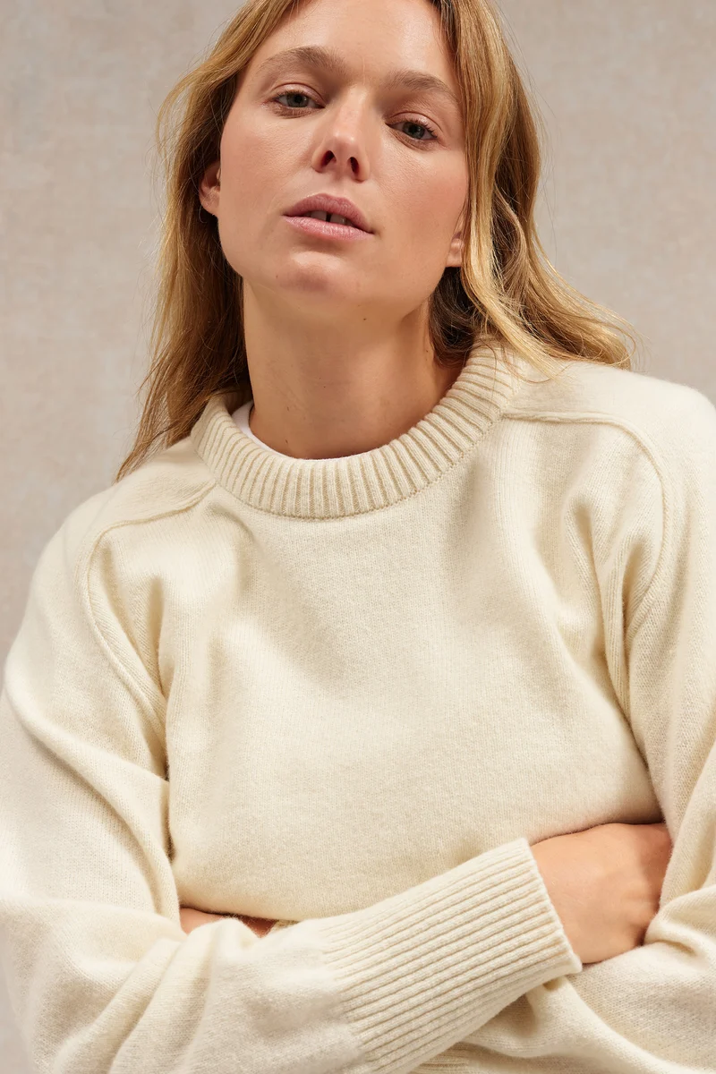 Pull femme col rond écru