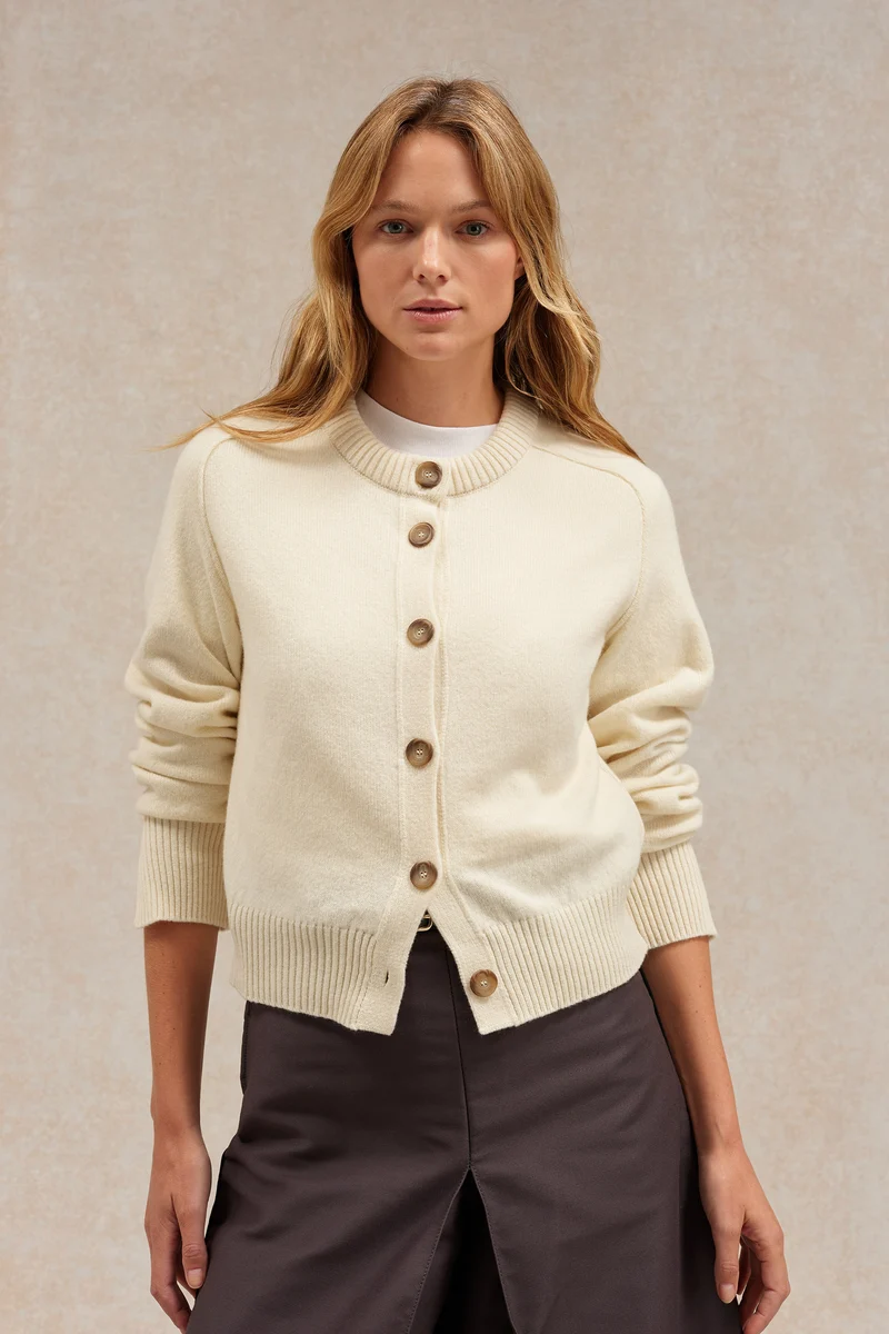Cardigan écru en laine mérinos pour femme