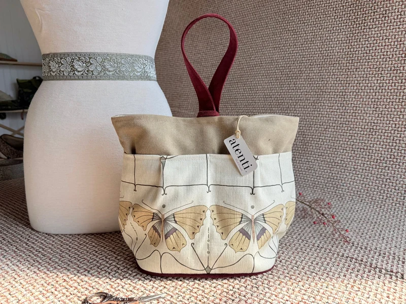 Flutter Tall Caddy