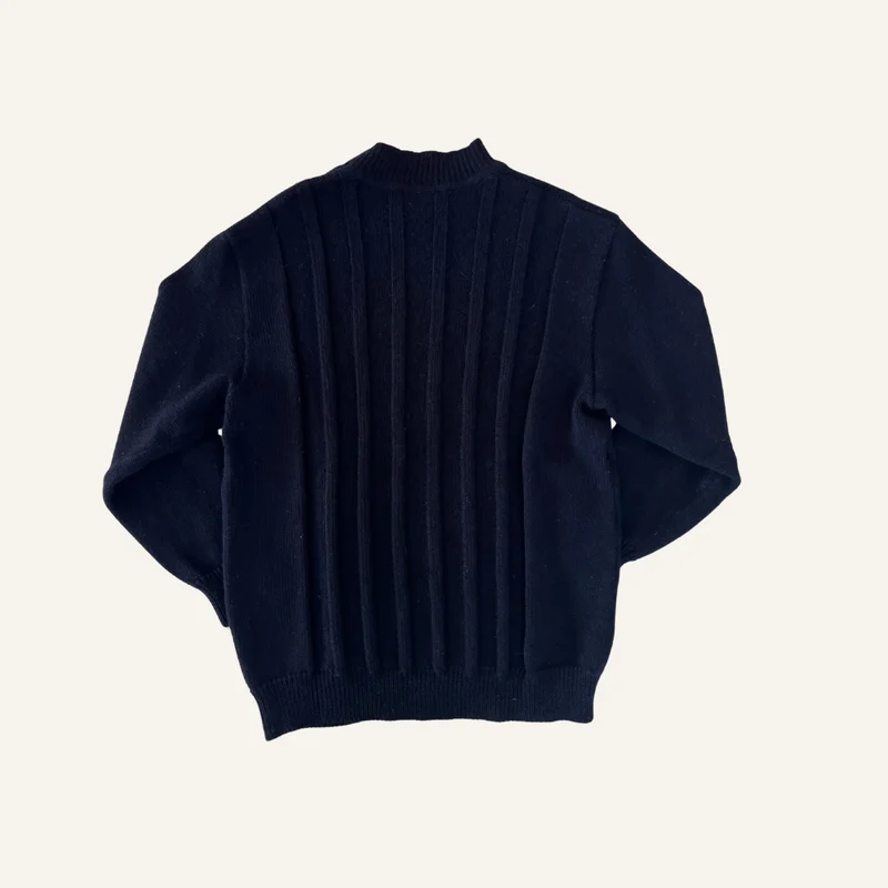 Pull bleu marine torsadé en laine - Seconde main