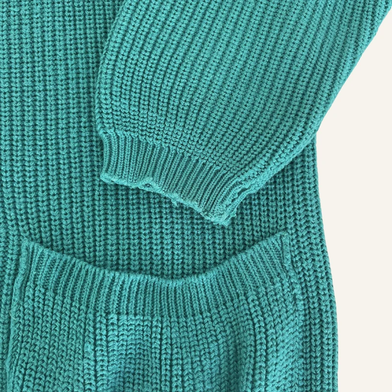 Cardigan vert à boutons dorés en laine vierge pour femme - Seconde main