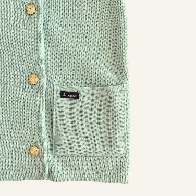 Cardigan vert pastel à boutons dorés en laine vierge pour femme - Seconde main