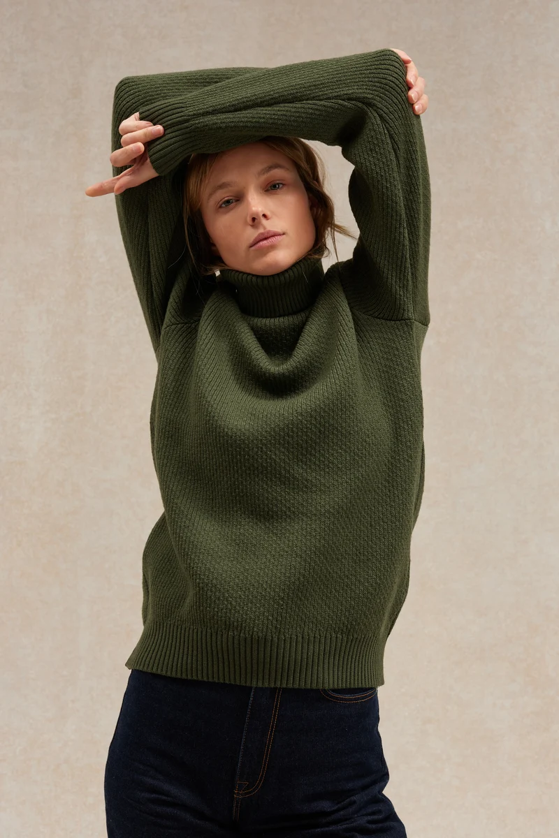 Pull col roulé Norvégien olive pour femme