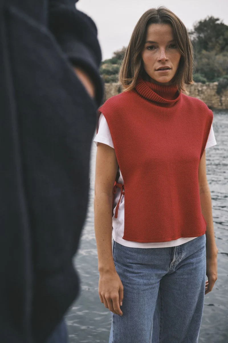 Plastron col roulé rouge en laine mérinos pour femme