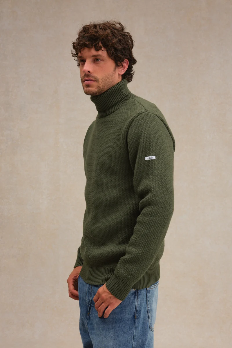 Pull col roulé Norvégien olive pour homme