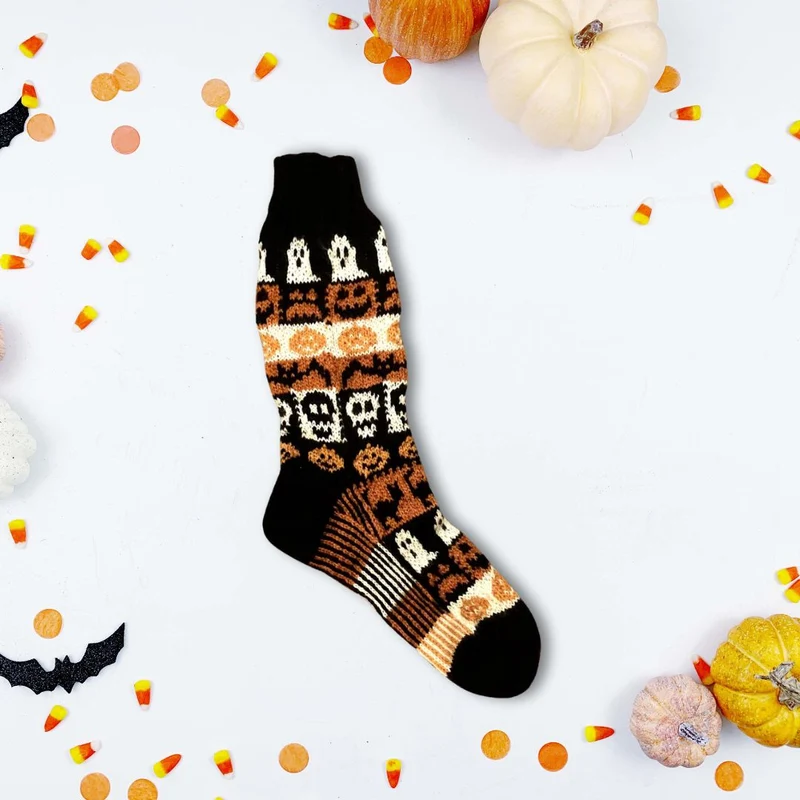 Haunted Heels Socks | Knitting Pattern and Optional Kits