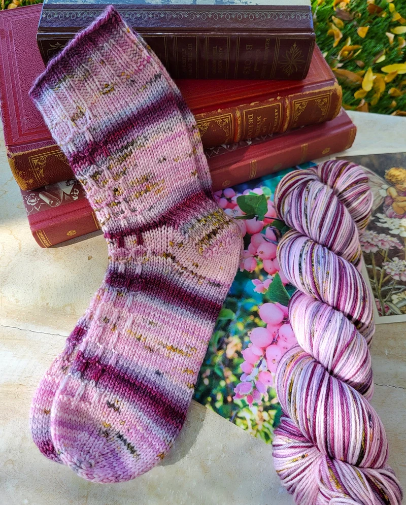 Slipped Stitch Socks | Knitting pattern and Optional kit
