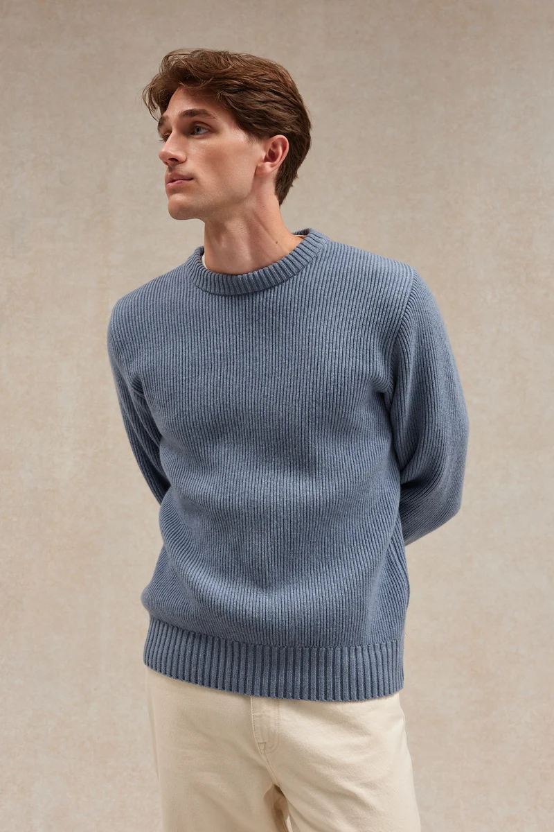 Pull homme col rond à côtes bleu orage