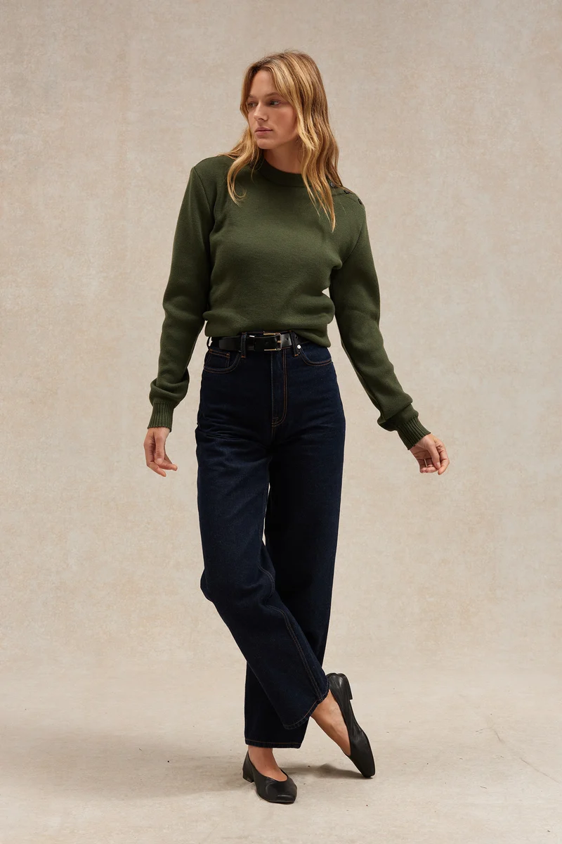 Pull marin ample olive kaki en laine mérinos pour femme