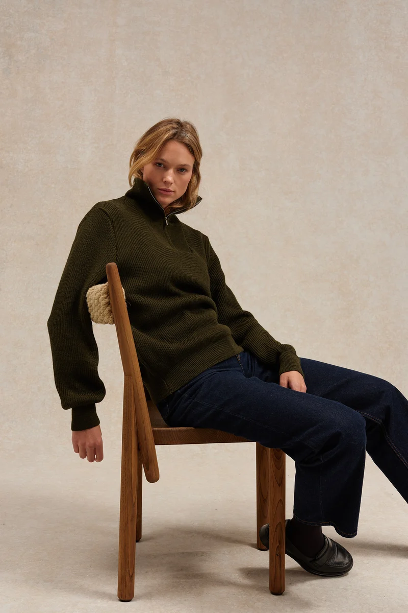 Pull camionneur olive en laine vierge pour femme