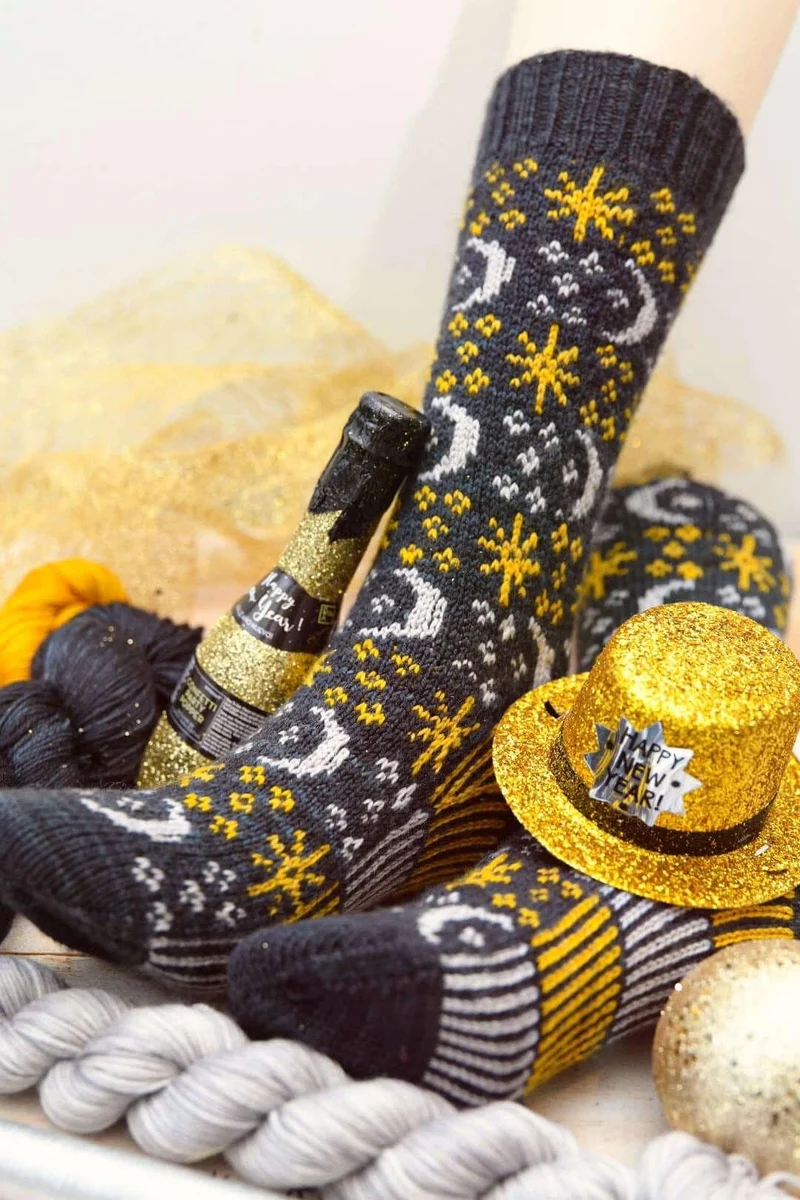 Auld Lang Syne socks - Knitting pattern and Optional kit