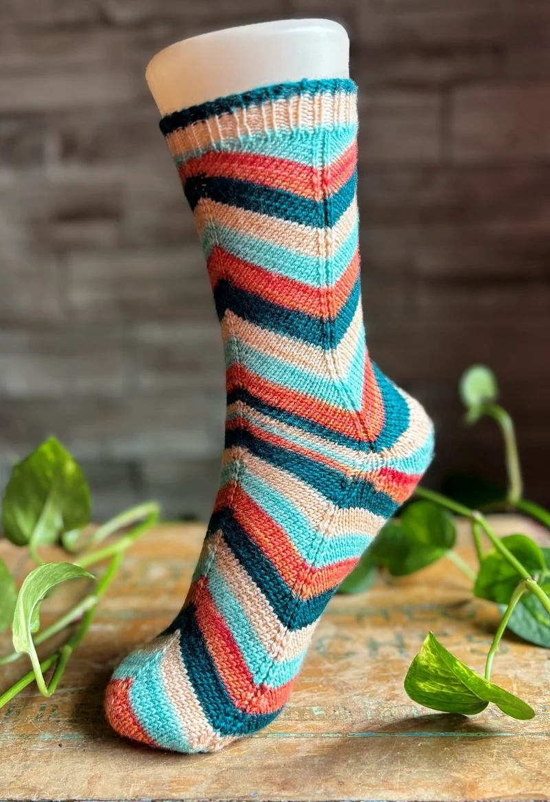 Turn a Corner Socks | Knitting pattern and Optional kit