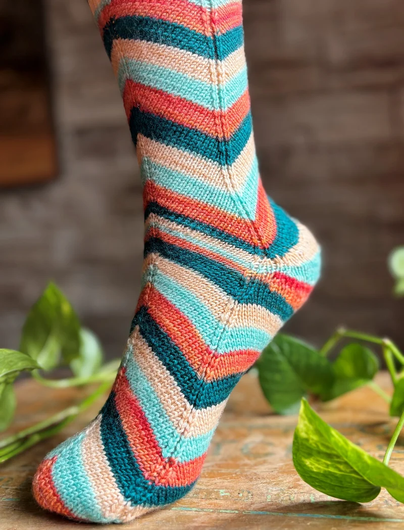 Turn a Corner Socks | Knitting pattern and Optional kit