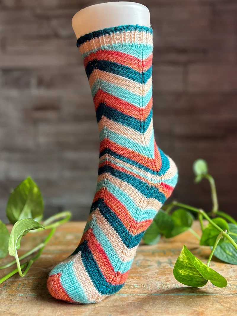 Turn a Corner Socks | Knitting pattern and Optional kit