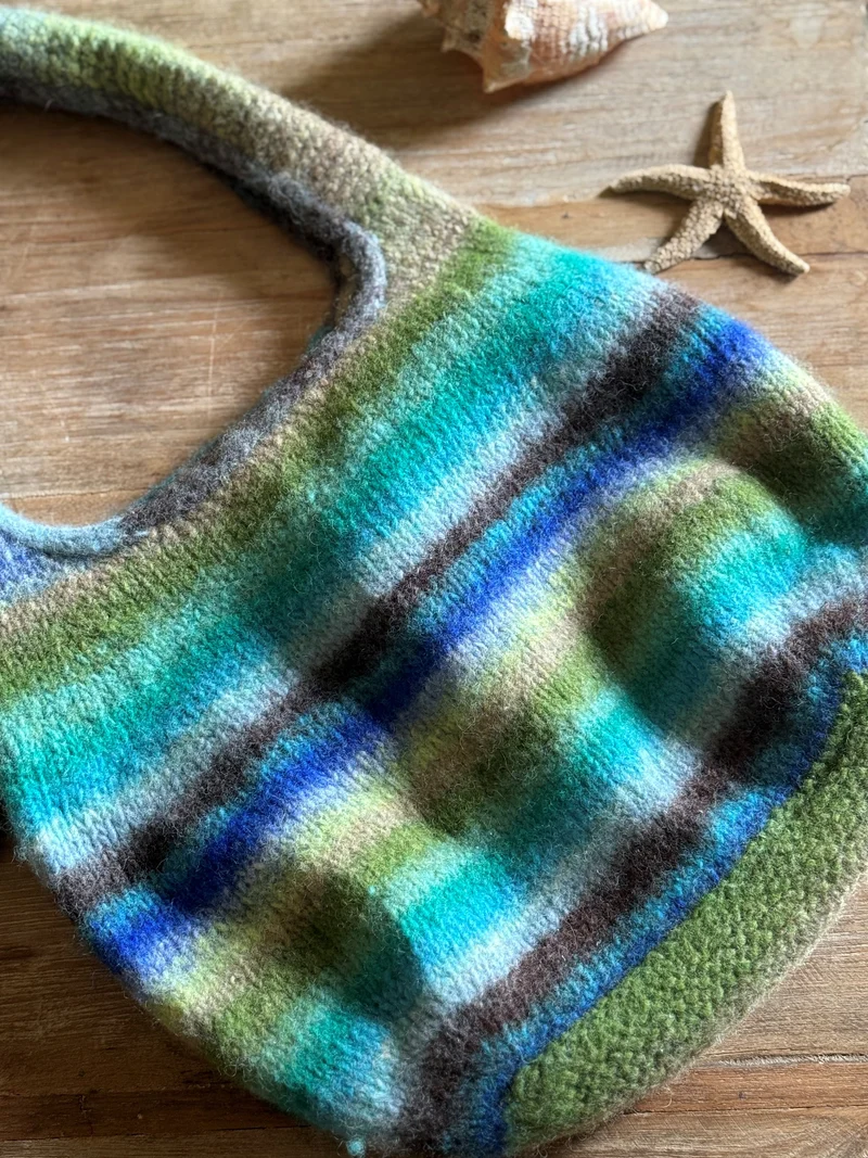 Noro Kureyon Tote Bag | Knitting pattern and Optional kit