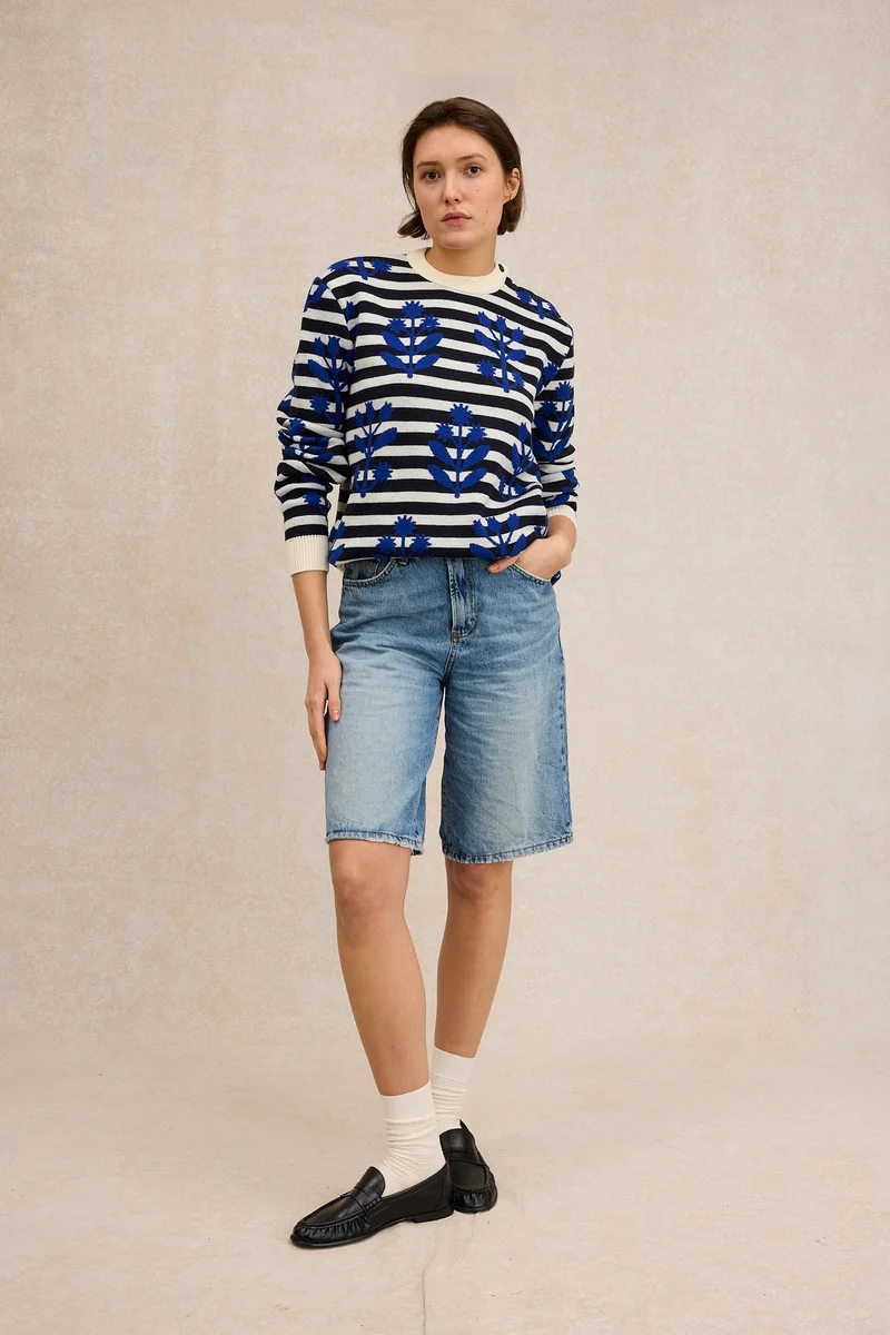 Pull marin à fleurs bleu roi en laine mérinos pour femme - Le Minor x Fragonard