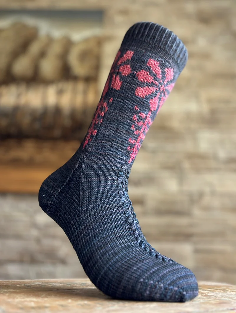 Tithonia Socks | Knitting pattern and Optional kits