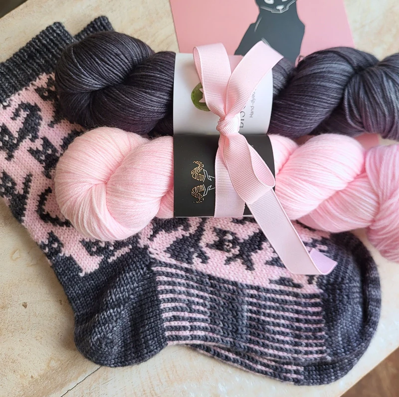 Chat-astrophe Socks | Knitting pattern and Optional kits