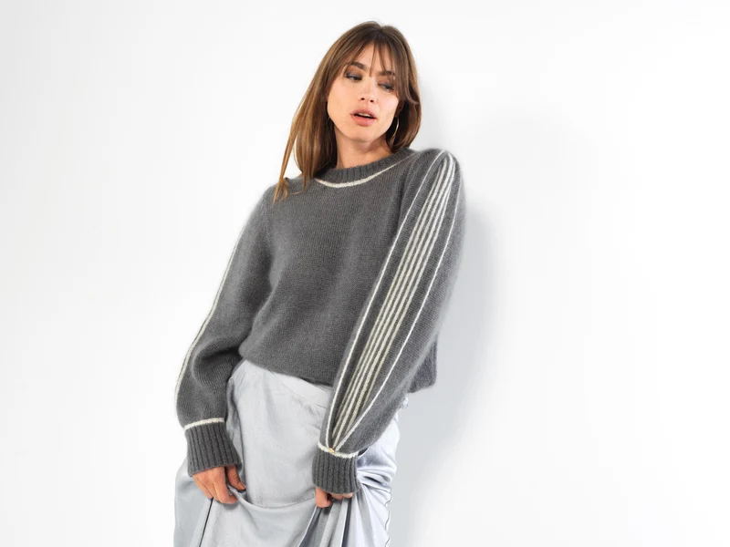 Pull Alix mohair à lignes écrues.