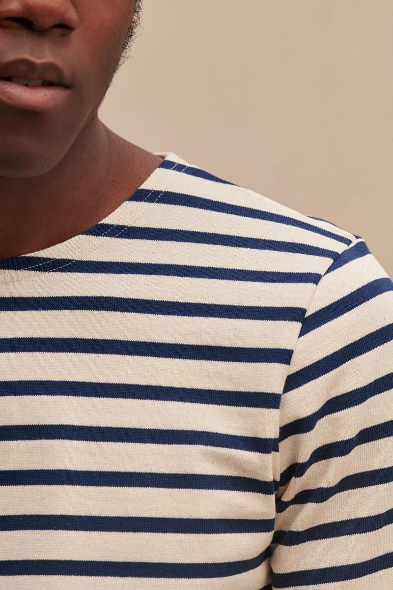 Marinière en coton épais écru et bleu marine pour homme
