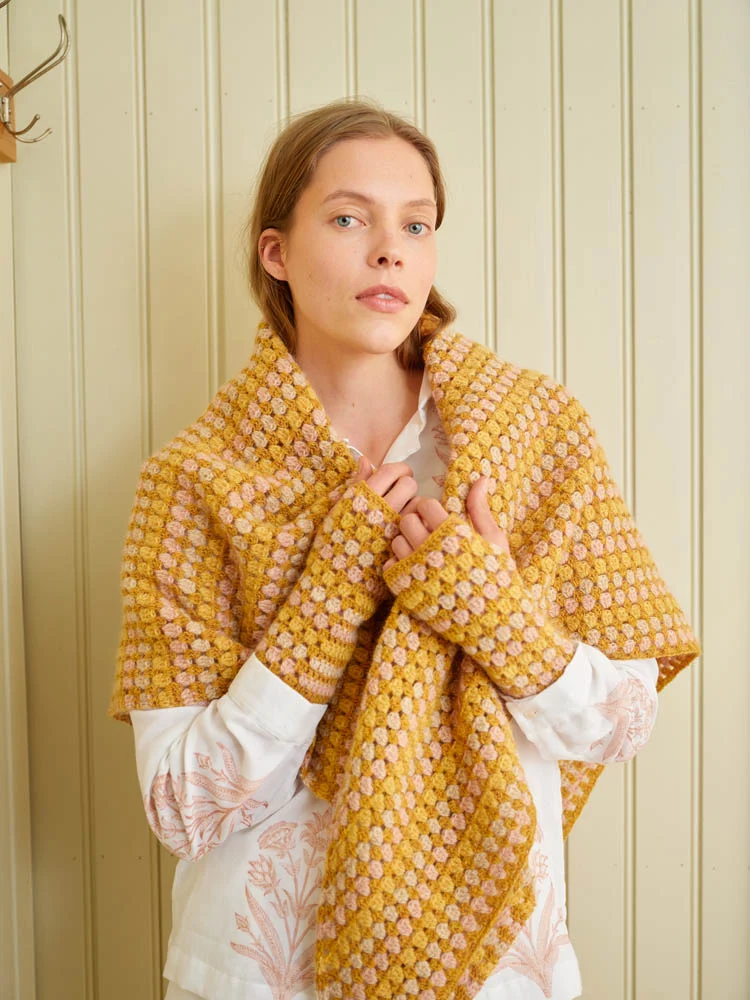 Let's Crochet by Laine Magazine
